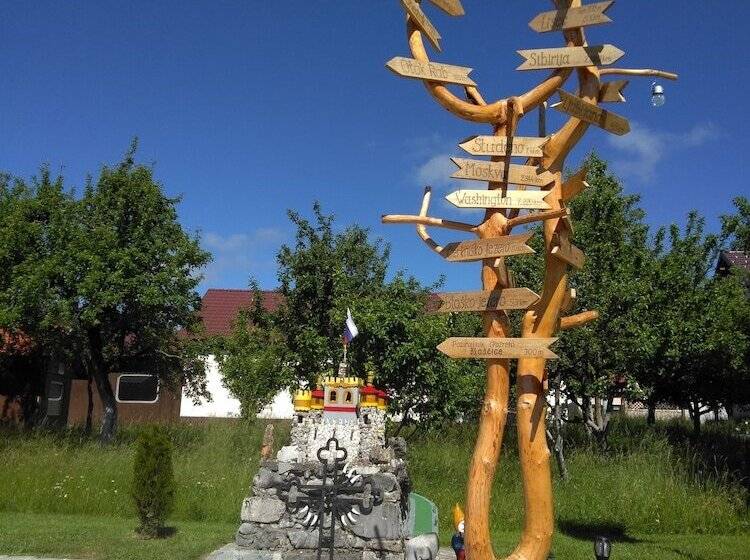 پانسیون Prenočišča Miklavčič