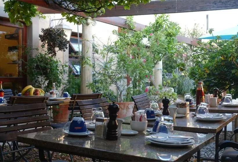 Majatalo Rosedene Lodge