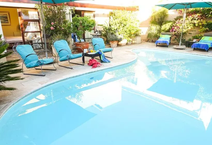 Majatalo Rosedene Lodge