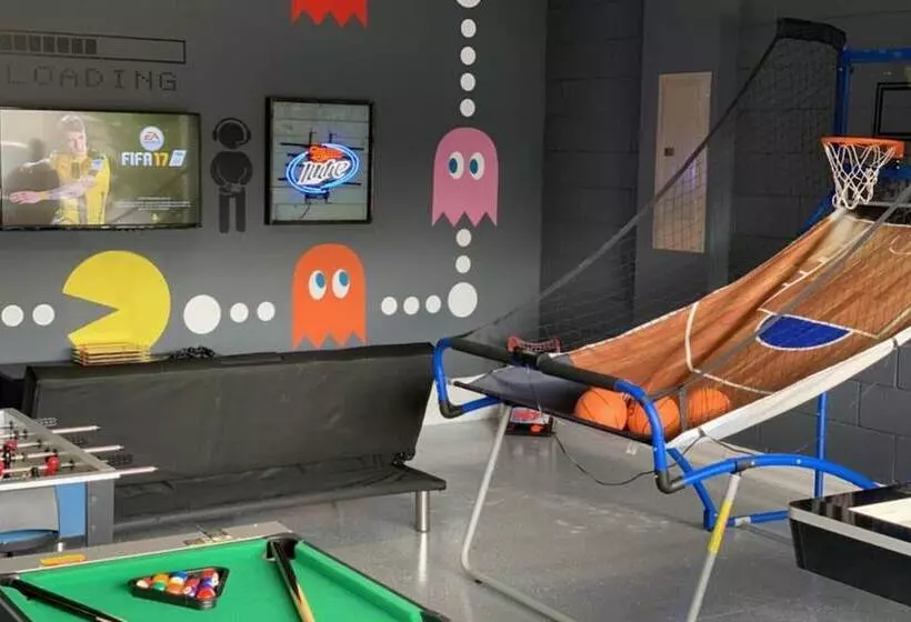 Villa In Encore Resort At Reunion 1995