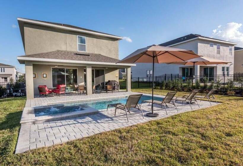 Villa In Encore Resort At Reunion 1995