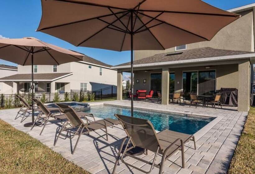 Villa In Encore Resort At Reunion 1995