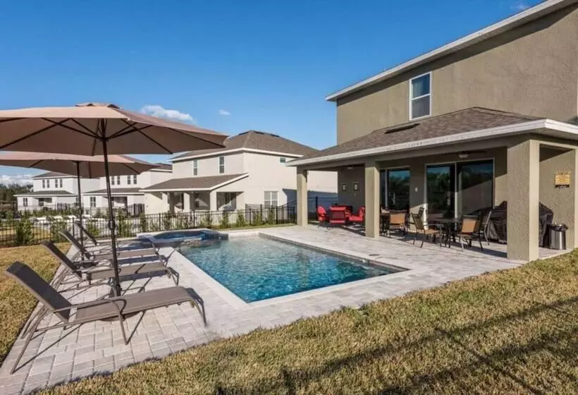 Villa In Encore Resort At Reunion 1995