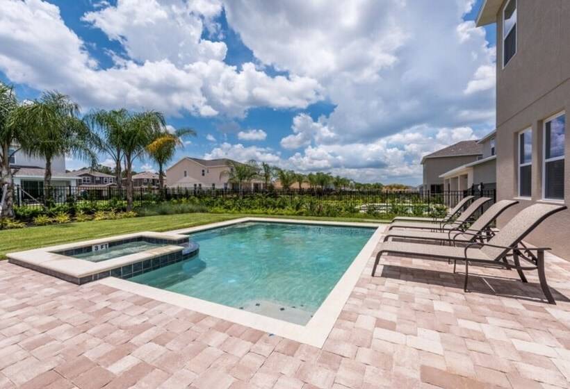 Villa In Encore Resort At Reunion 1998