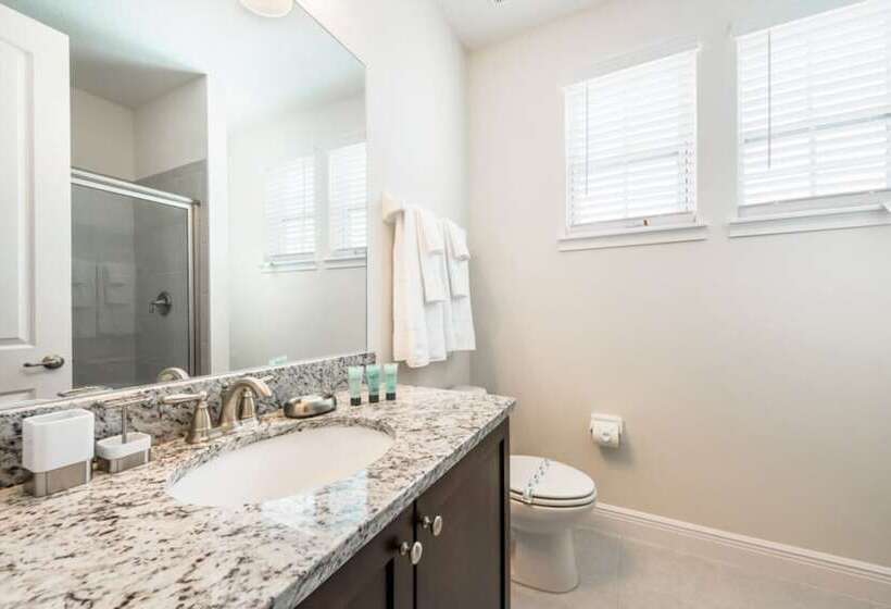 Villa In Encore Resort At Reunion 1998