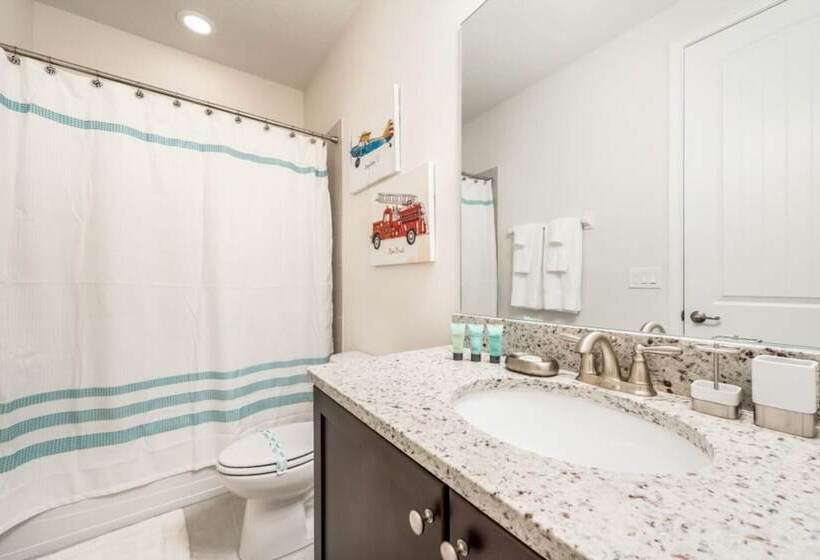 Villa In Encore Resort At Reunion 1998