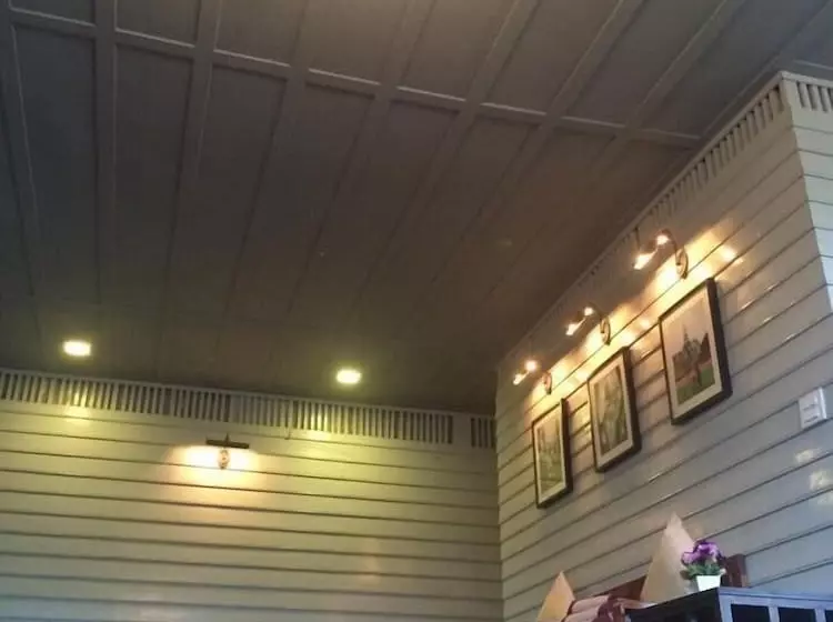 הוסטל Dorm Of Happiness By Tharaburi Resort