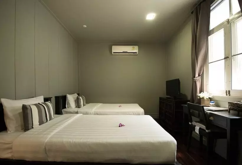 הוסטל Dorm Of Happiness By Tharaburi Resort