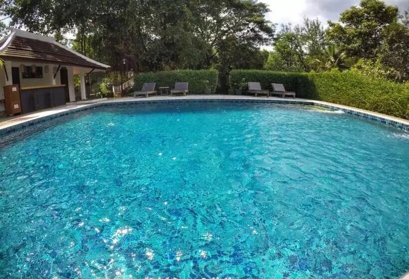 הוסטל Dorm Of Happiness By Tharaburi Resort