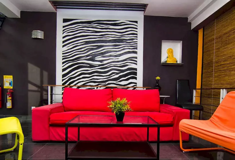 تختخواب و صبحانه Amali Residence