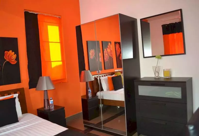 تختخواب و صبحانه Amali Residence