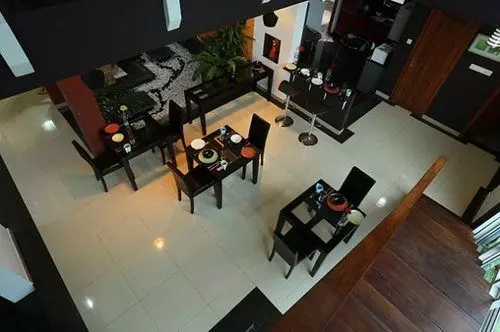 تختخواب و صبحانه Amali Residence