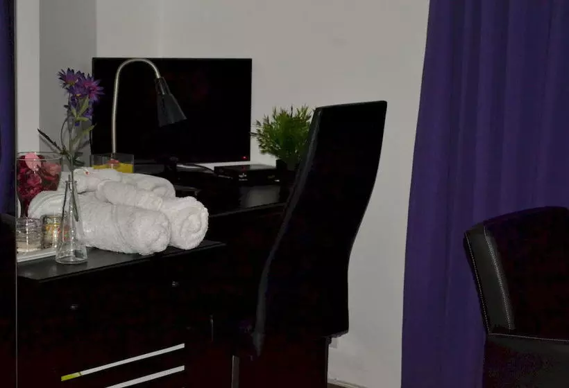 تختخواب و صبحانه Amali Residence