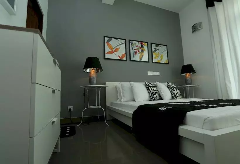 تختخواب و صبحانه Amali Residence