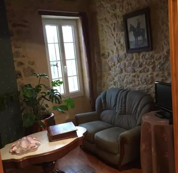 민박 Le Manoir De Marie Lou