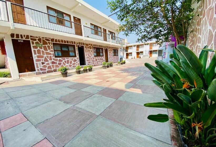 בית מלון כפרי Avenida Ixmiquilpan