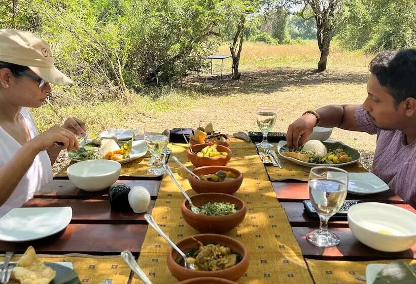 호텔 Big Game Wilpattu By Eco Team