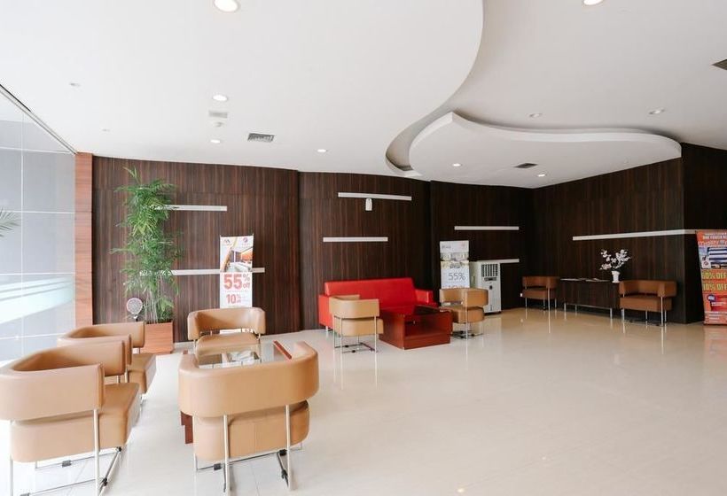 בית מלון כפרי Collection O 1279 Grand Celino Makassar