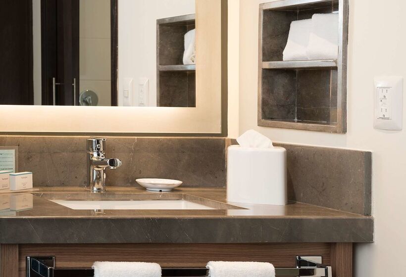 فندق Hampton Inn By Hilton Leon Guanajuato