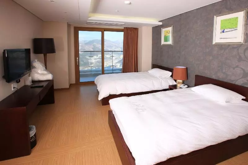 فندق High1 Condominium