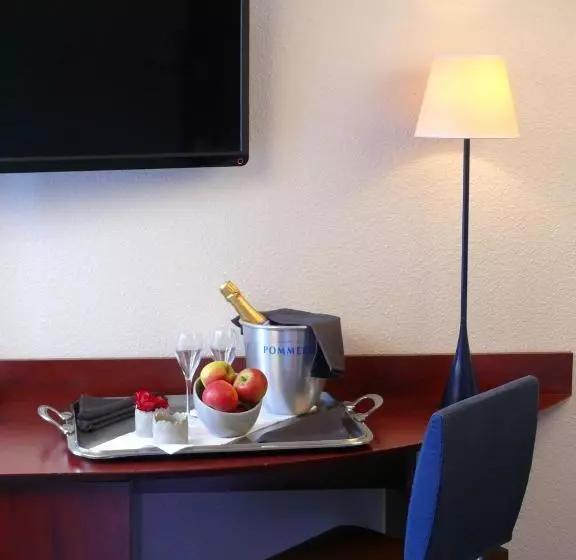 酒店 Hôtel Mélaine