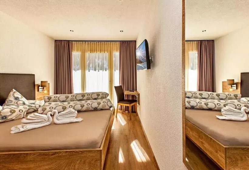 ホテル Landhaus Paradies