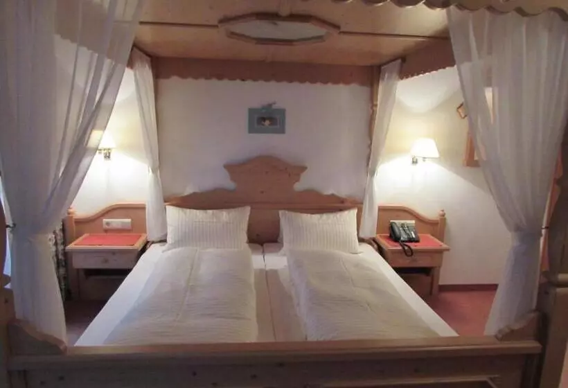 ホテル Landhaus Paradies