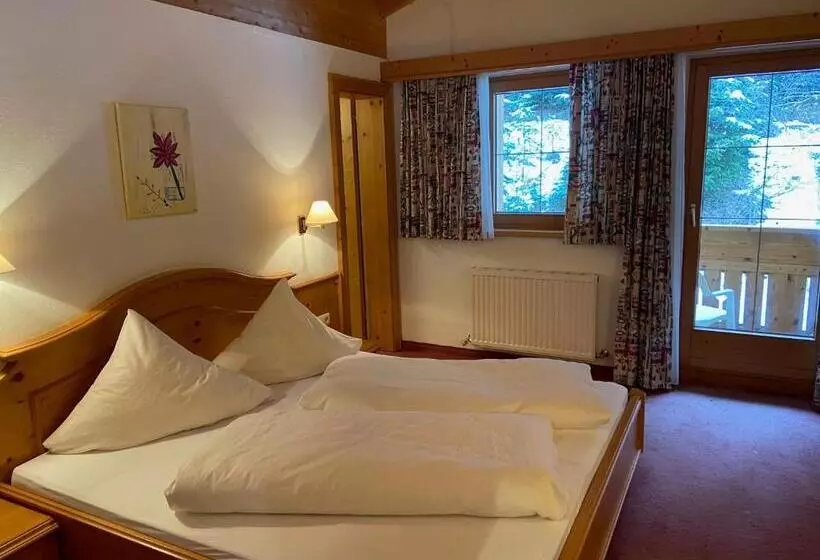 ホテル Landhaus Paradies