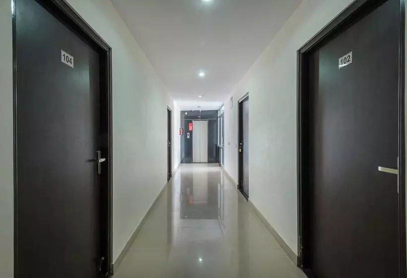 ホテル Oyo Premium Jaipur Airport