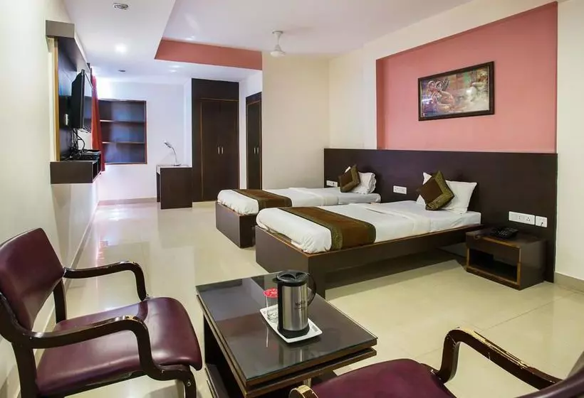 ホテル Oyo Premium Jaipur Airport