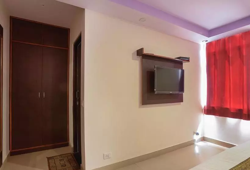 ホテル Oyo Premium Jaipur Airport
