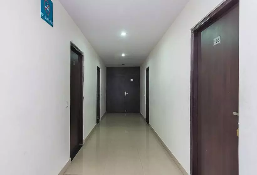 ホテル Oyo Premium Jaipur Airport