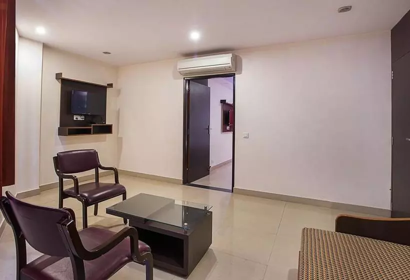 ホテル Oyo Premium Jaipur Airport