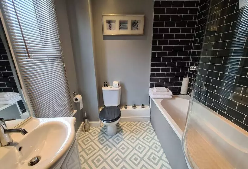 בית מלון כפרי Ty Morgan S