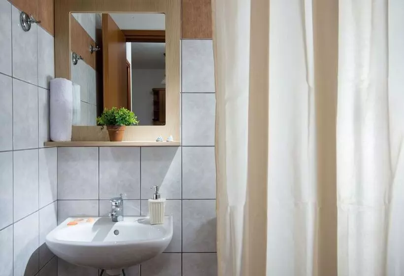 Otel Villa Elite By Checkin Adults Only