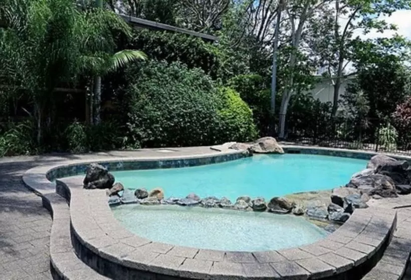 ホテル Villa Noosa