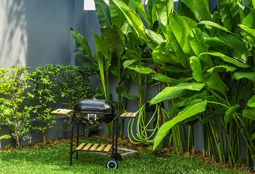 Saiyuan Estate By Tropiclook