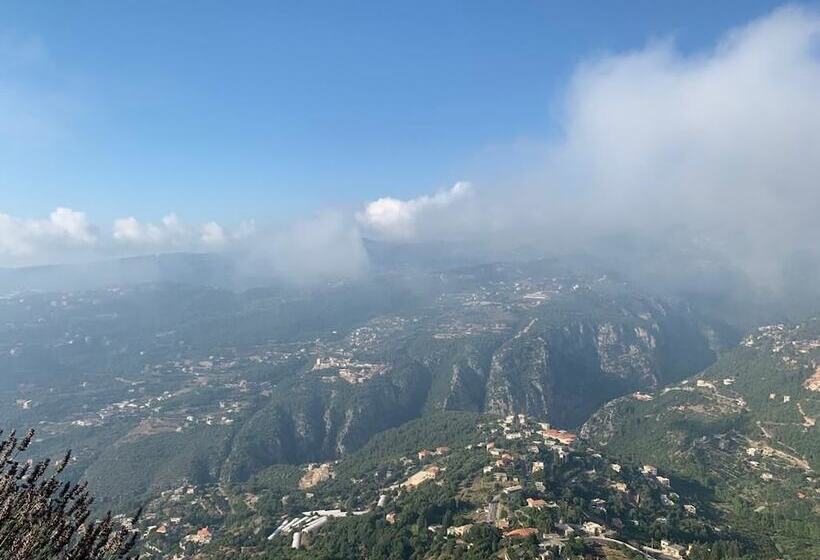 تختخواب و صبحانه Château Sainte Andrée