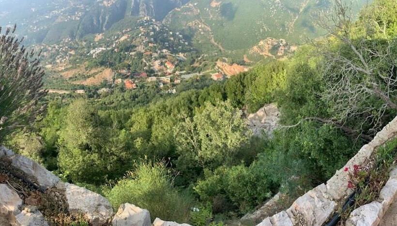 تختخواب و صبحانه Château Sainte Andrée