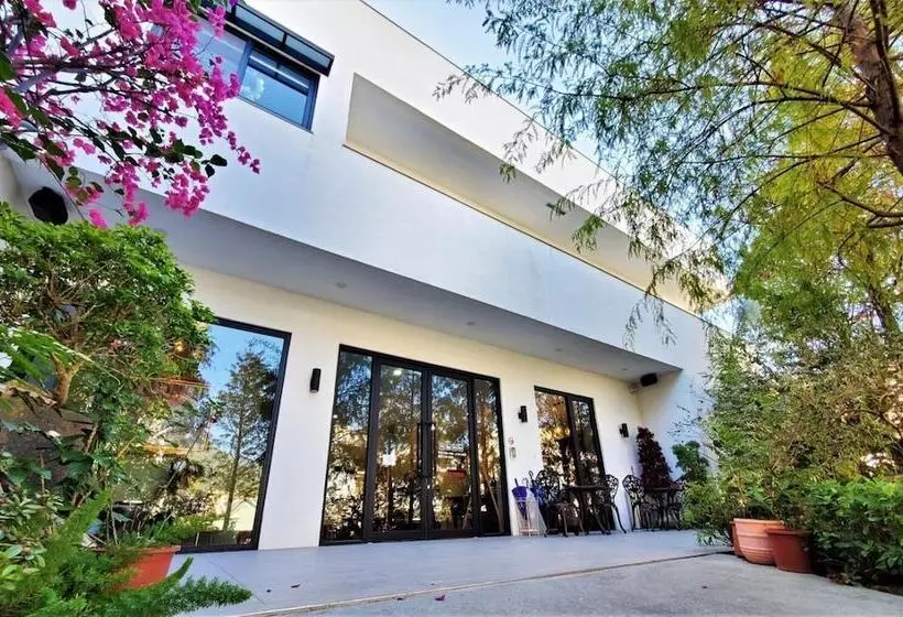 تختخواب و صبحانه Grace Garden Coffee Homestay