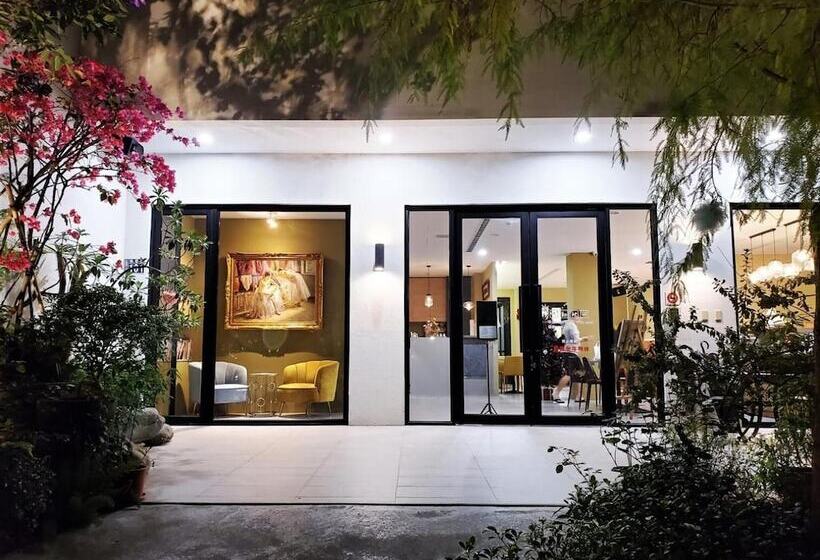 تختخواب و صبحانه Grace Garden Coffee Homestay