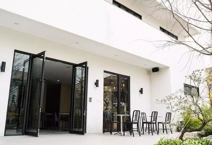 تختخواب و صبحانه Grace Garden Coffee Homestay