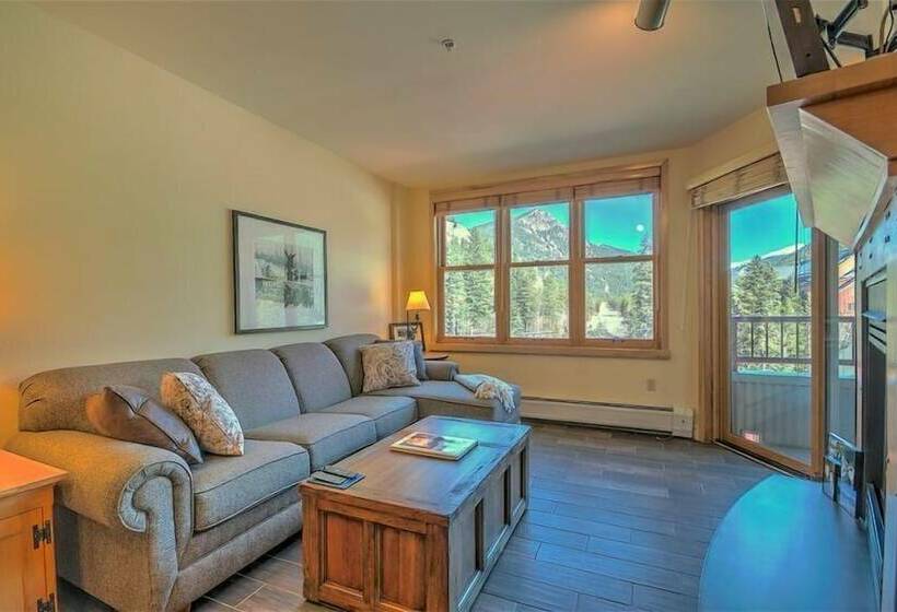 호텔 Cozy And Quaint 1 Bedroom Condo In The Heart Of River Run Village