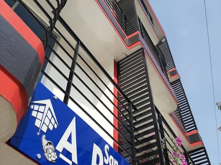 Otel Alojamiento San Pedro In