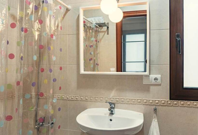 Otel Alojamiento San Pedro In