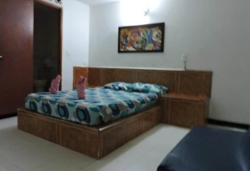 هتل Davinchi Suite