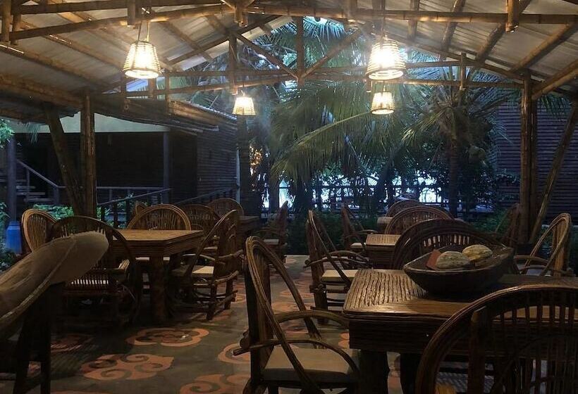 בית מלון כפרי Ecohouse