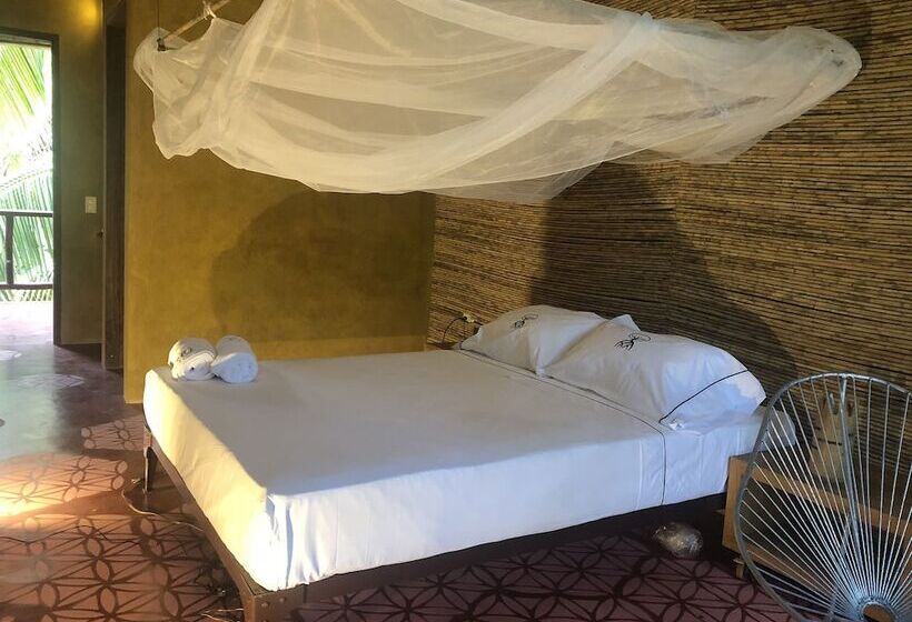 בית מלון כפרי Ecohouse