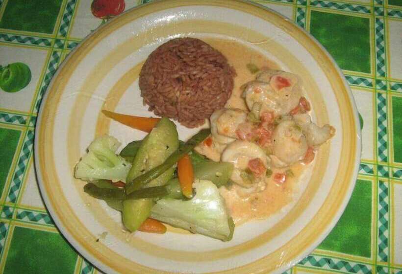 هتل La Estancia De Don Luis