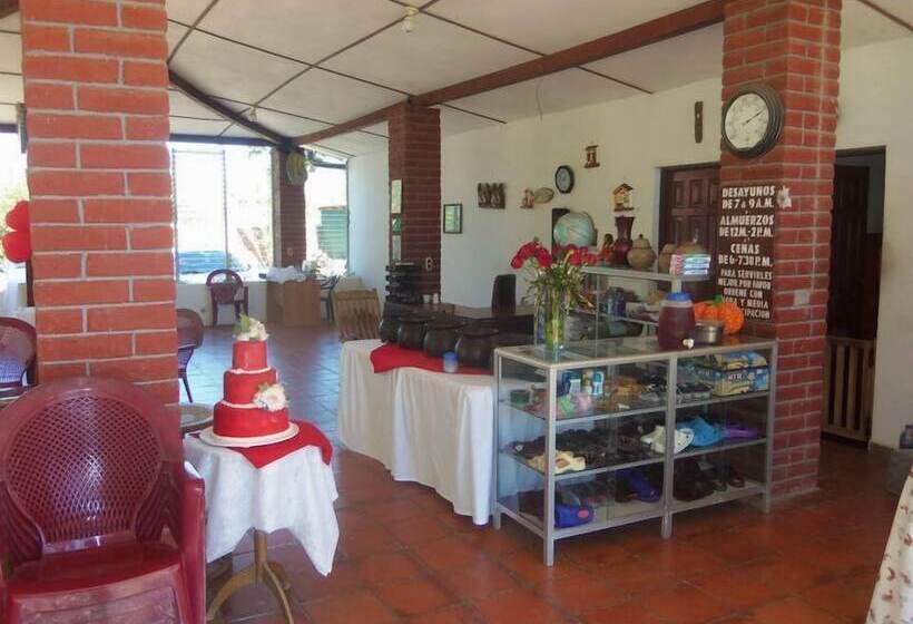 هتل La Estancia De Don Luis